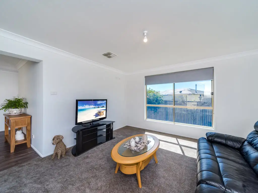 Main view of Homely house listing, 5 Carroll Place, Goulburn NSW 2580