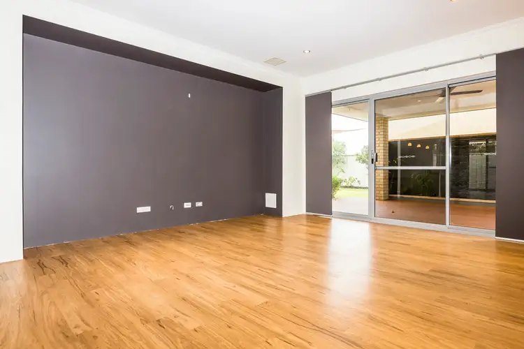 Seventh view of Homely house listing, 10 SOLSTICE WAY, Australind WA 6233