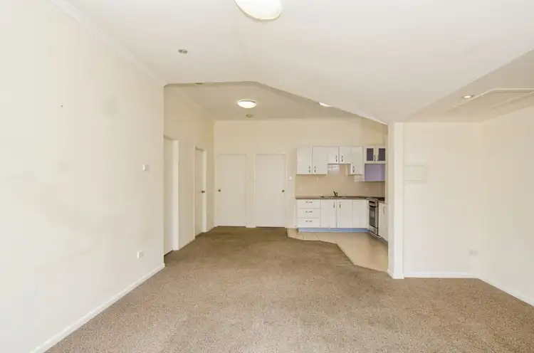 Fifth view of Homely unit listing, 4/36 Wood Street, Barney Point QLD 4680