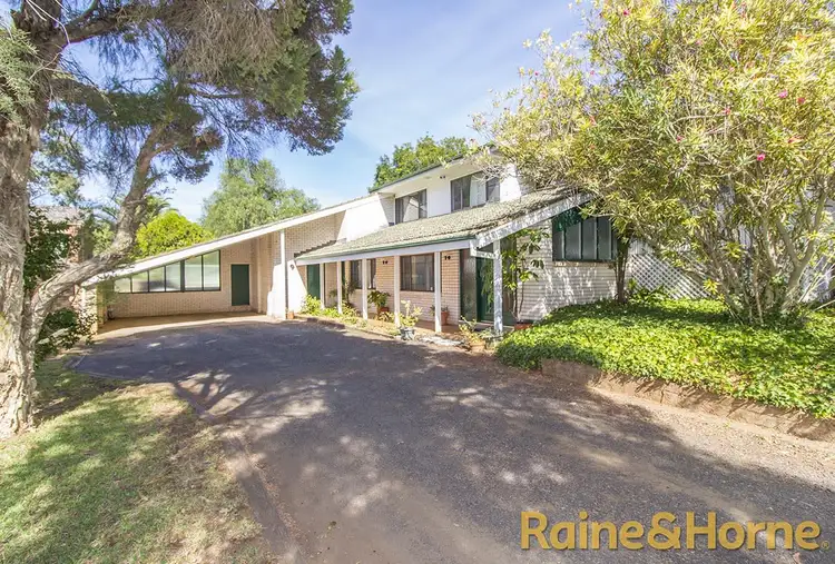 6 Baird Street, Dubbo NSW 2830