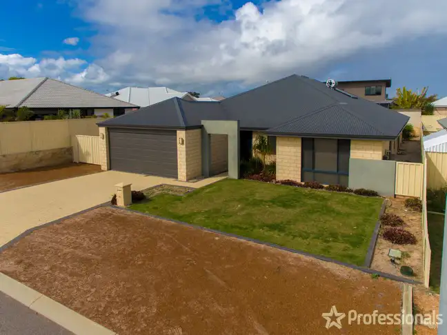 Second view of Homely house listing, 10 The Quarterdeck, Drummond Cove WA 6532