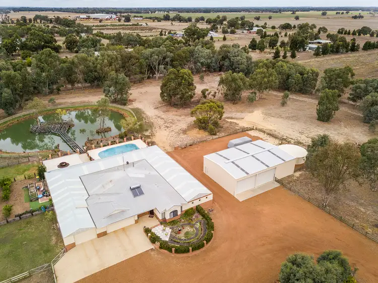 40 George Road, Waroona WA 6215