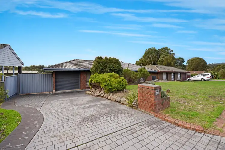 28 Maple Avenue, Aberfoyle Park SA 5159