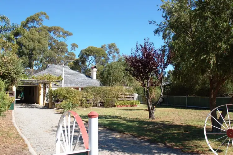 76 Willcox Street, Chidlow WA 6556