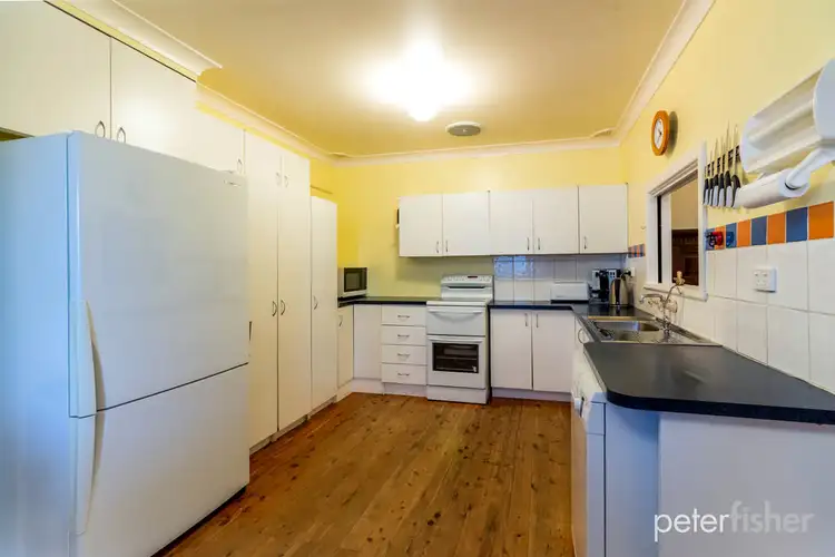 Fifth view of Homely house listing, 7 Elsham Avenue, Orange NSW 2800