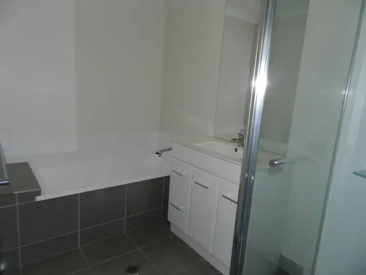 Fifth view of Homely unit listing, 4/26 ROSSELLA STREET, West Gladstone QLD 4680