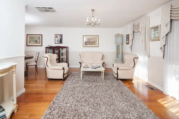 Second view of Homely house listing, 34 Regnans Avenue, Endeavour Hills VIC 3802