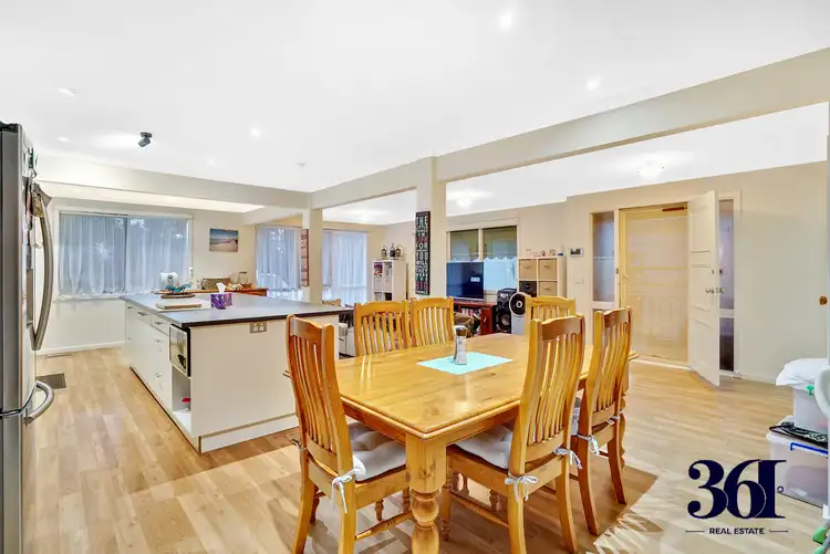 Seventh view of Homely house listing, 6 Gargor Court, Kurunjang VIC 3337