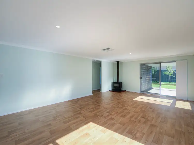 25 Calvert Loop, Hilbert WA 6112