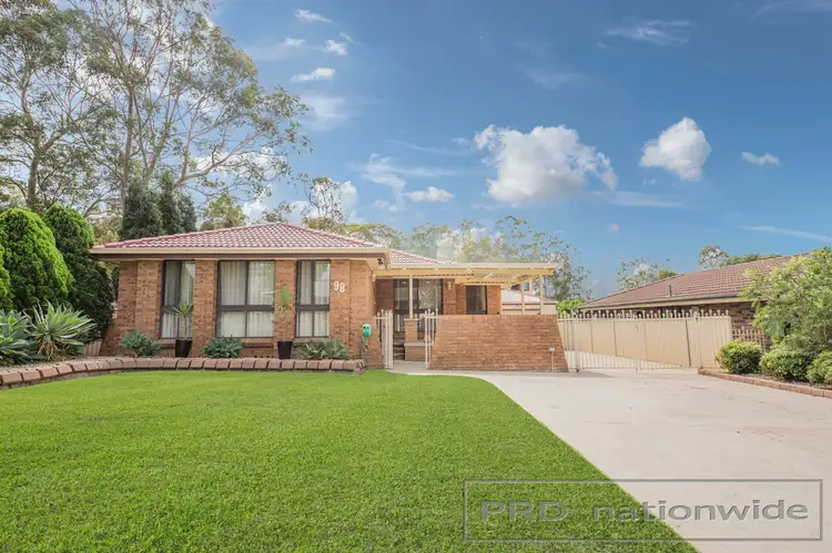 98 John Arthur Ave, Thornton NSW 2322