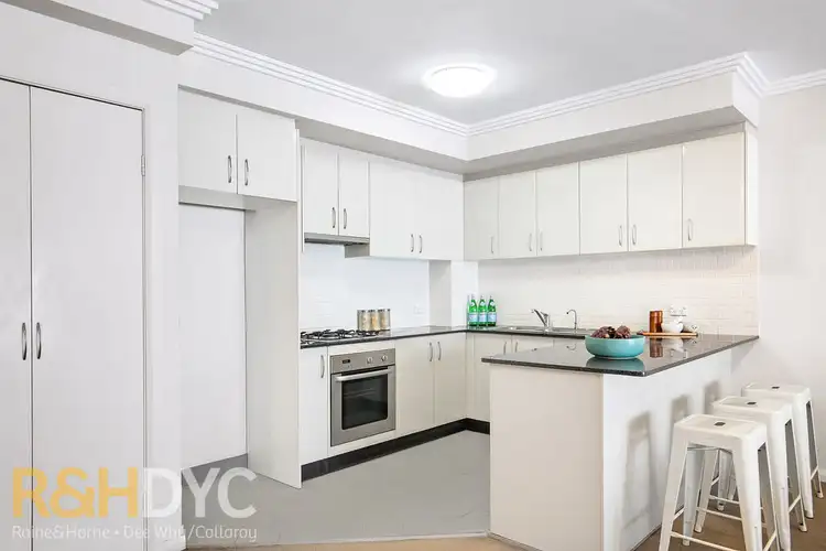 Second view of Homely unit listing, 18/27-29 Sturdee Parade, Dee Why NSW 2099