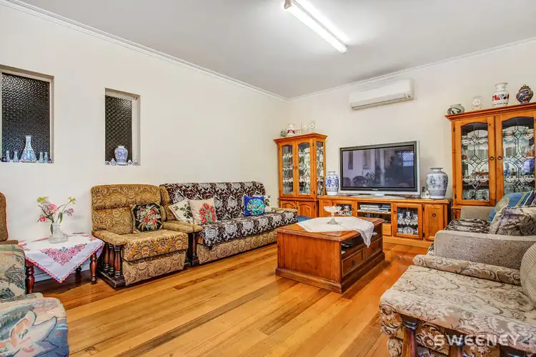 Fifth view of Homely house listing, 4 Primula Avenue, Brooklyn VIC 3012