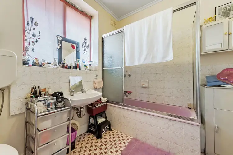 Fifth view of Homely apartment listing, 3/4-6 Sheffield Street, Preston VIC 3072