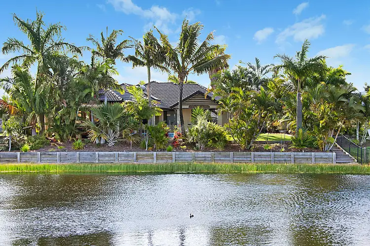 32 Wallaby Cct, Pelican Waters QLD 4551
