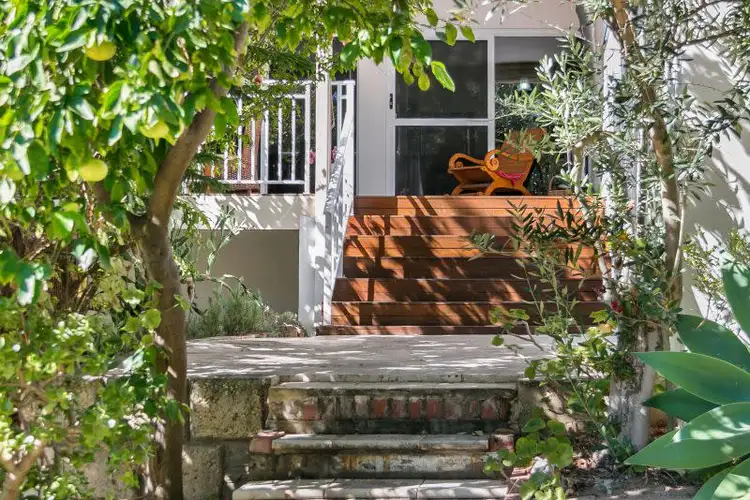 31 Hampton Road, Fremantle WA 6160