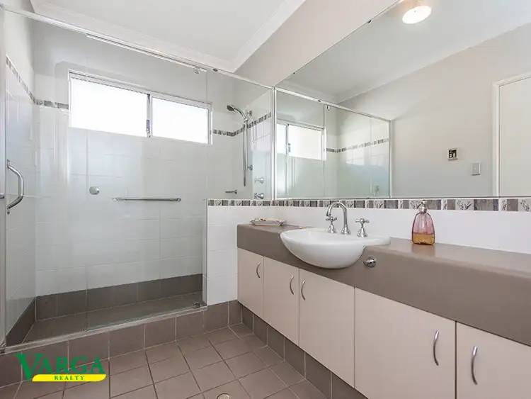 Fifth view of Homely house listing, 18 Reddington Way, Brentwood WA 6153