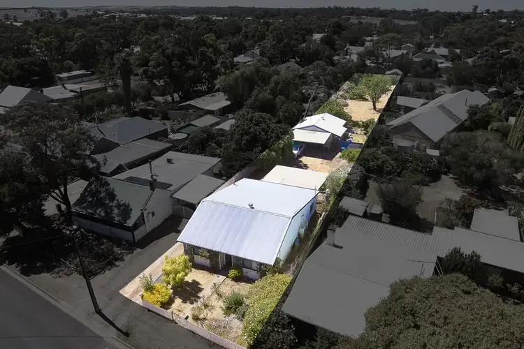 3 Manse Road, Strathalbyn SA 5255