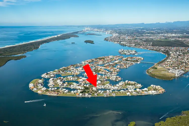 68 The Sovereign Mile, Sovereign Islands QLD 4216