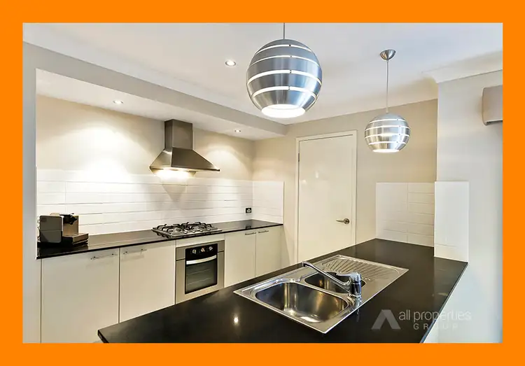 6 Kanimbla Street, Holmview QLD 4207
