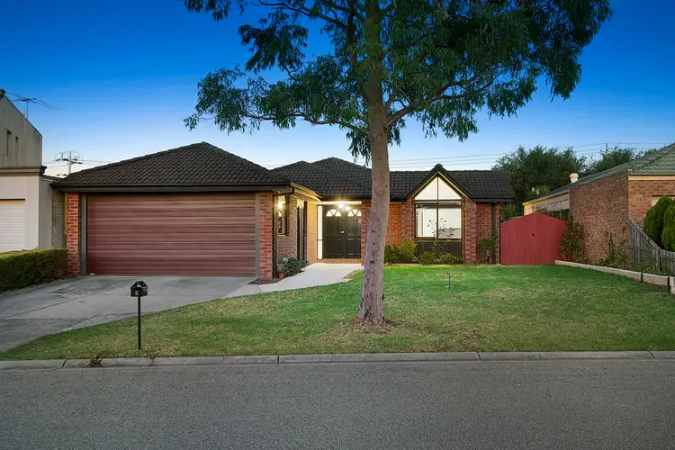 3 Daniel Close, Patterson Lakes VIC 3197