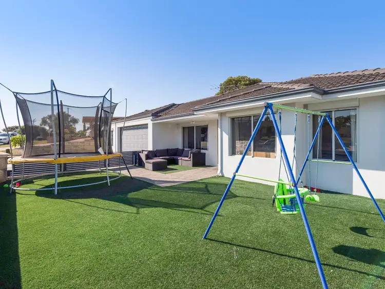 6 Gore Place, Hillarys WA 6025