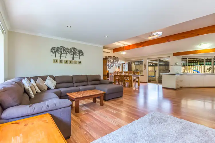 Second view of Homely house listing, 6 Seabrook Place, Success WA 6164