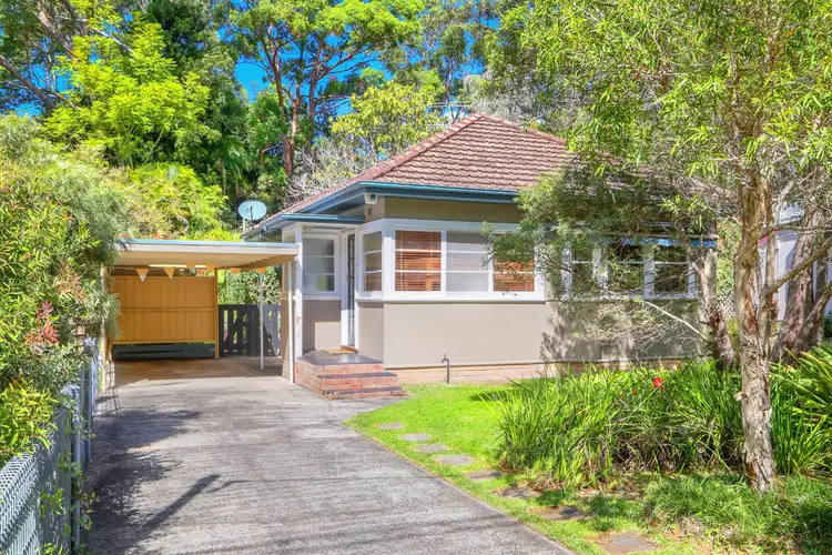 Second view of Homely house listing, 3 Emerald Avenue, Pearl Beach NSW 2256