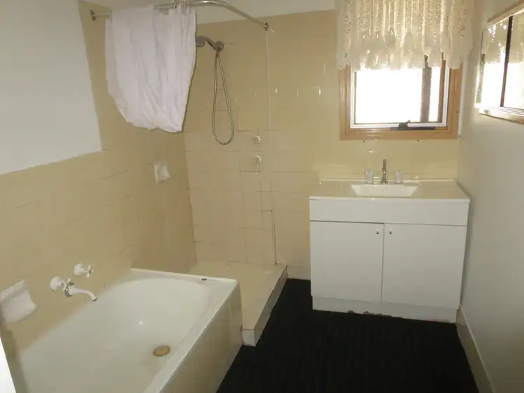 Fifth view of Homely house listing, 17 Lorikeet Ave, Murray Bridge SA 5253