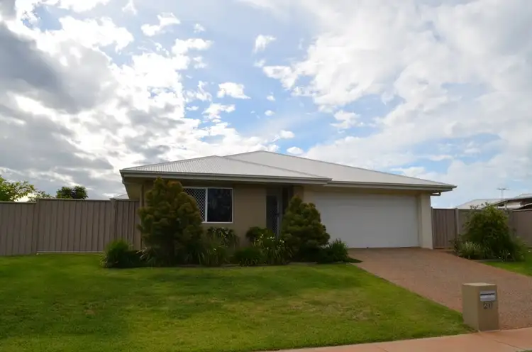 20 Canterbury Road, Emerald QLD 4720