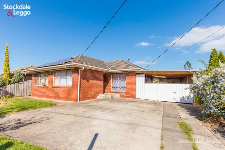 12 Robertson Crescent, Laverton VIC 3028