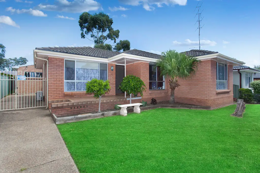 Main view of Homely house listing, 10 Laurel Street, Albion Park Rail NSW 2527