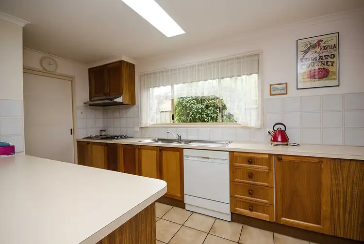 Sixth view of Homely house listing, 19 Stapleton Court, Wodonga VIC 3690
