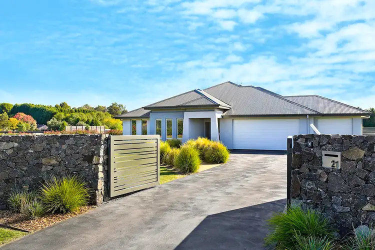 21 Windsor Crescent, Moss Vale NSW 2577