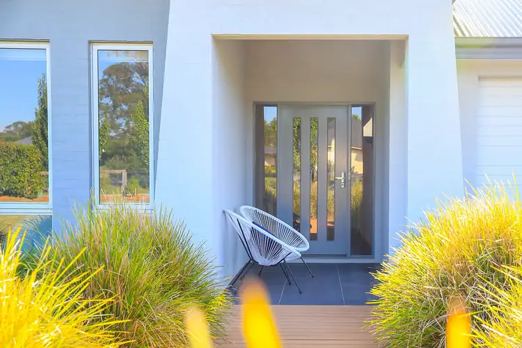 Second view of Homely house listing, 21 Windsor Crescent, Moss Vale NSW 2577