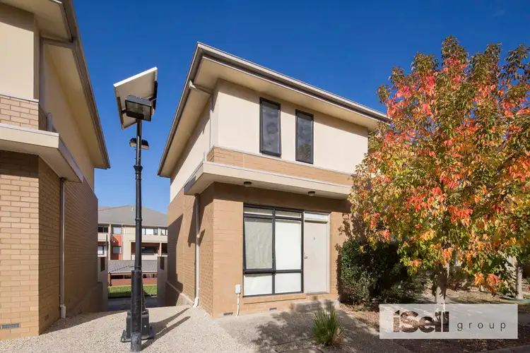 Main view of Homely townhouse listing, 6 Leaf Court, Clayton VIC 3168