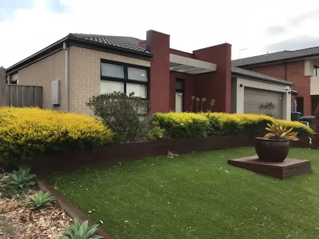 63 Moorhen Boulevard, Williams Landing VIC 3027