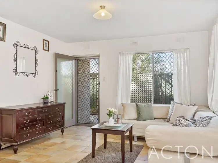 1/61 Stirling Highway, Nedlands WA 6009