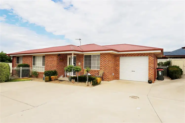 4/6 Beale Street, Tumut NSW 2720
