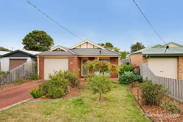 182 Seventh Avenue, Rosebud VIC 3939