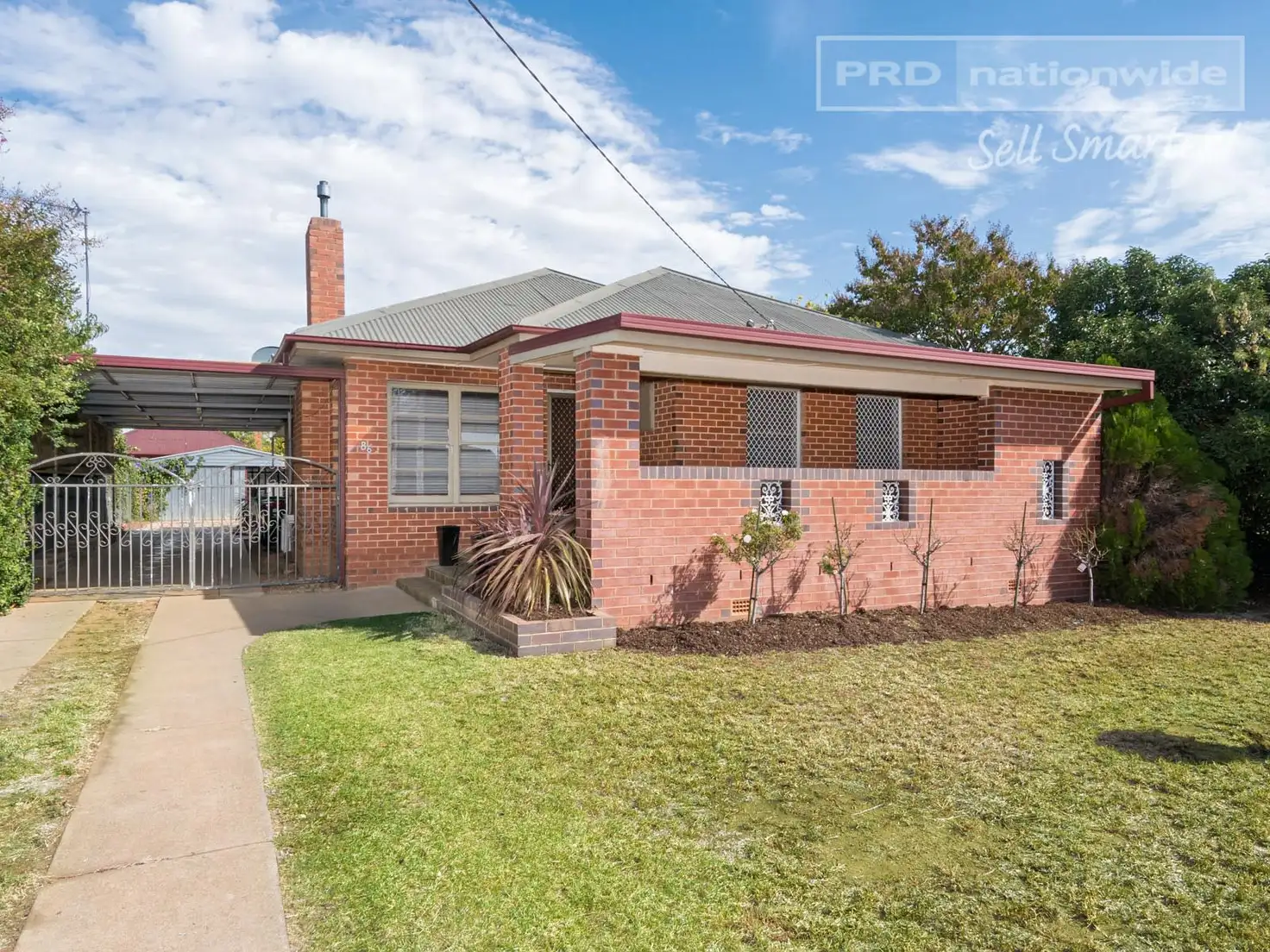 Main view of Homely house listing, 86 Fernleigh Road, Mount Austin NSW 2650
