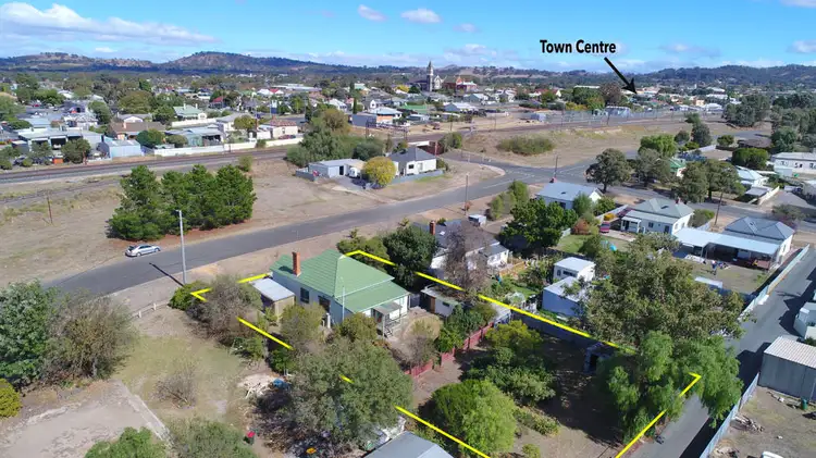 9 Currajong Avenue, Ararat VIC 3377
