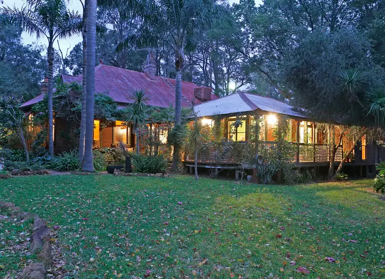 30 Betti Road, Kalamunda WA 6076