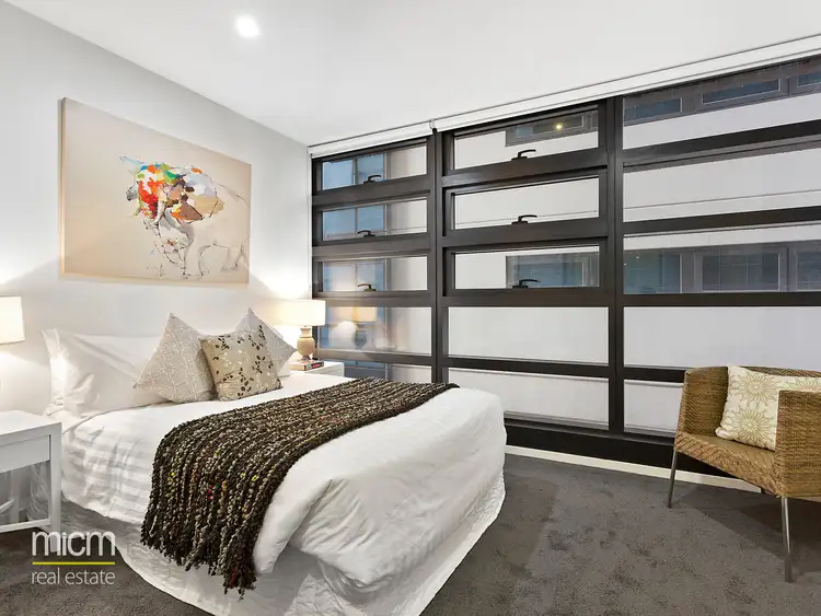 Third view of Homely apartment listing, 1703/8 Sutherland Street, Melbourne VIC 3000