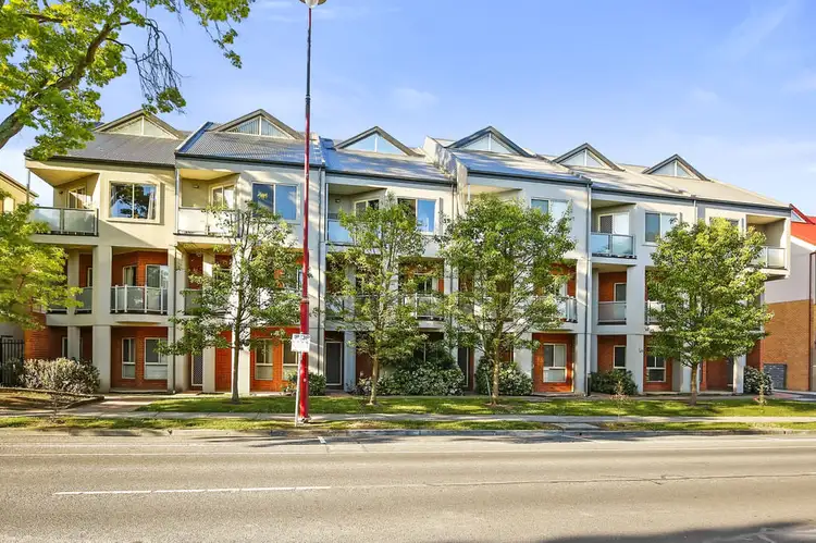 96/13-15 Hewish Road, Croydon VIC 3136
