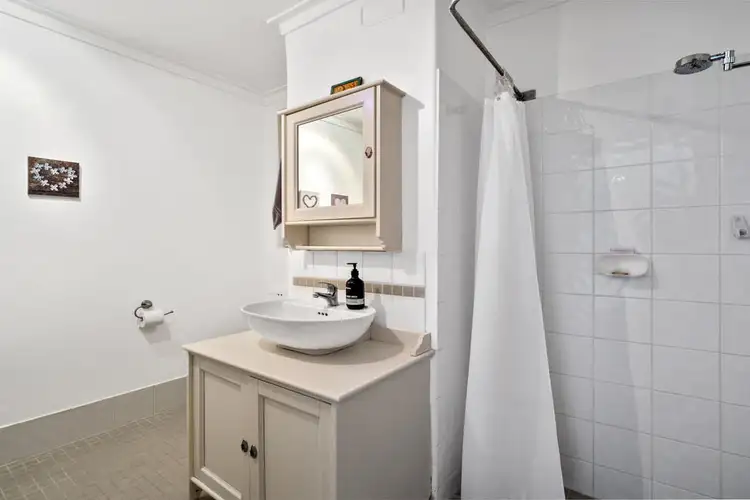 Seventh view of Homely unit listing, 16/6 York St, Inglewood WA 6052
