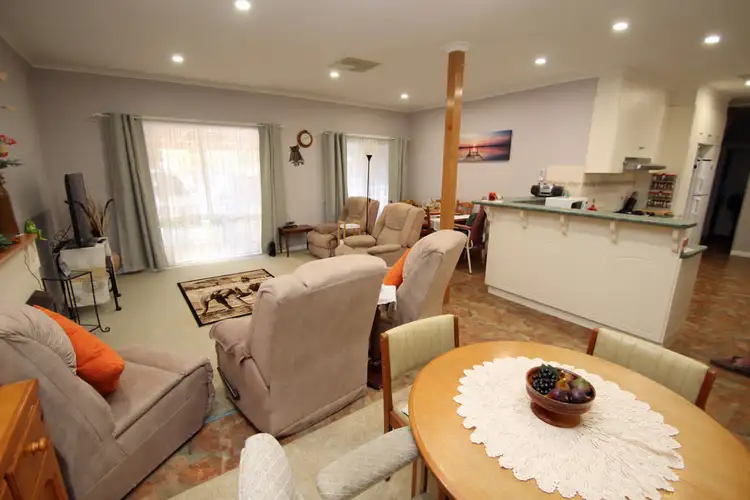 Fifth view of Homely house listing, 25 Sixteenth Street, Renmark SA 5341