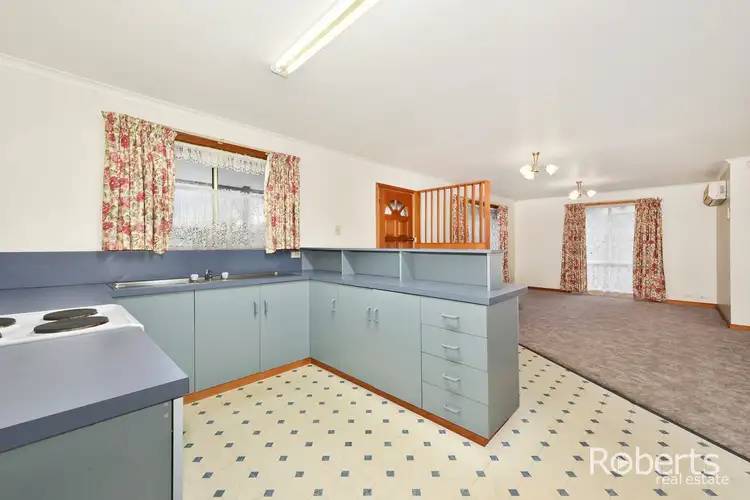 2/19 Cheltenham Way, Prospect Vale TAS 7250