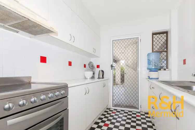 Sixth view of Homely house listing, 32 CRONULLA AVENUE, Mermaid Beach QLD 4218