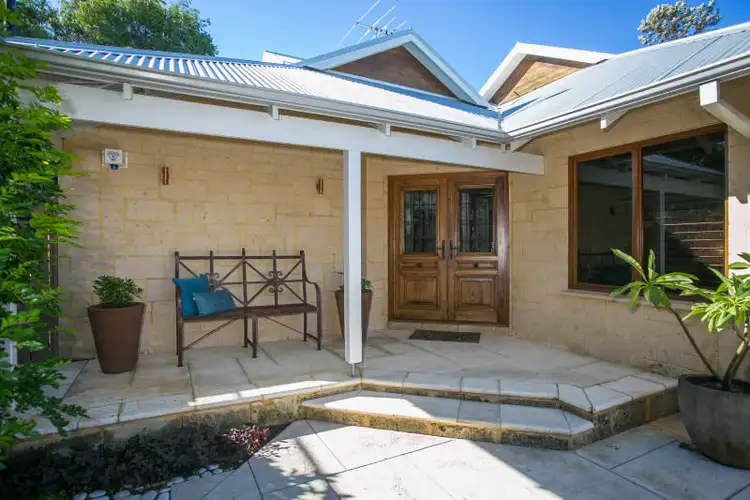 17A Braunton Street, Bicton WA 6157