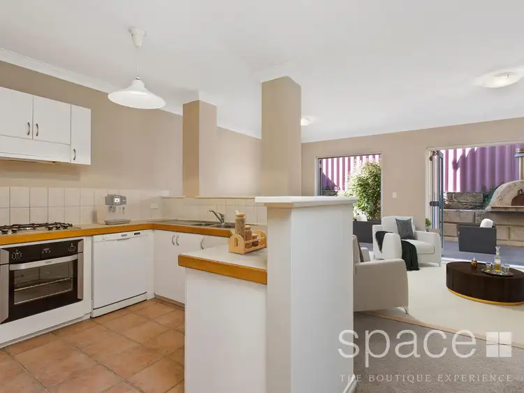 Fifth view of Homely house listing, 4/94 Hampton Road, Fremantle WA 6160